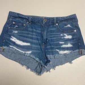 Women’s size 10 American Eagle shorts